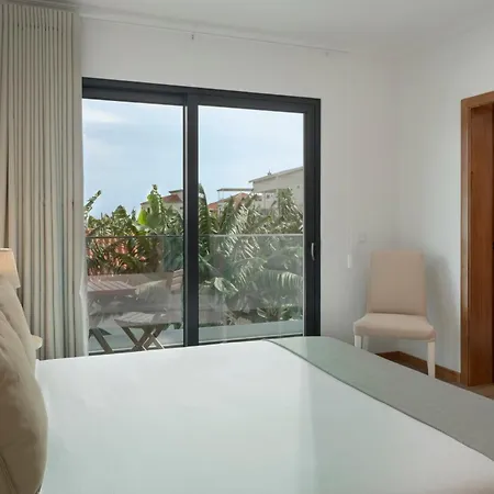 Germana House By An Island Semesterbostad Ponta do Sol (Madeira)