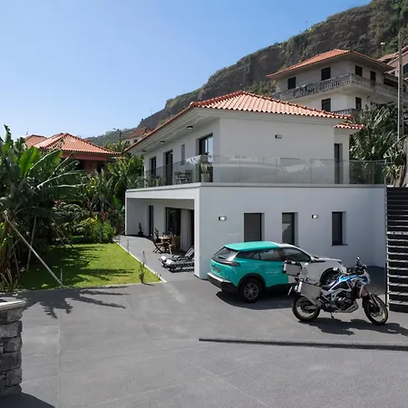 Germana House By An Island 別荘