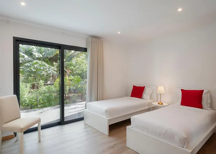 Germana House By An Island Ponta do Sol (Madeira)